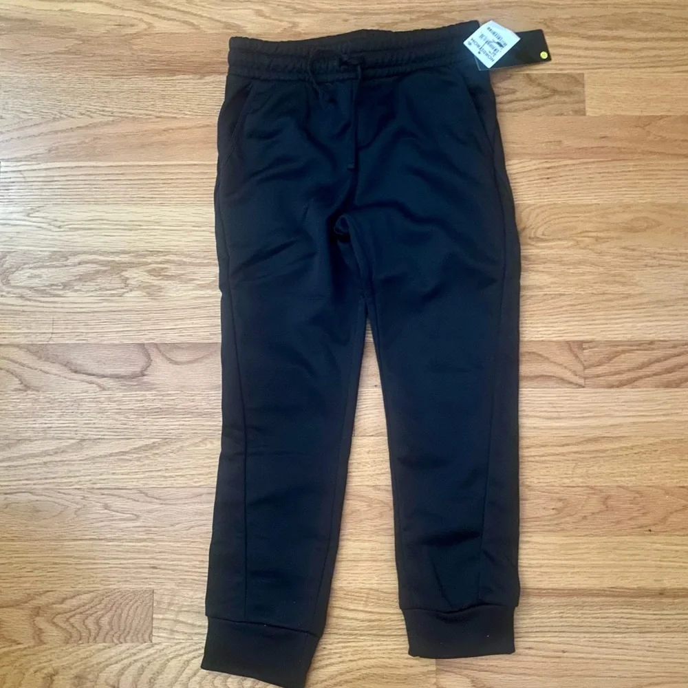 NWT! Zella Kids Classic Joggers (Size Small 7/8)